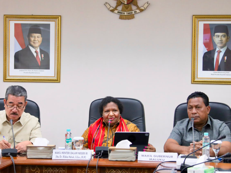Percepat Pertumbuhan Ekonomi, Wamendagri Ribka Dorong Pemda Maluku Optimalkan Potensi Maritim – Begini Penjelasannya