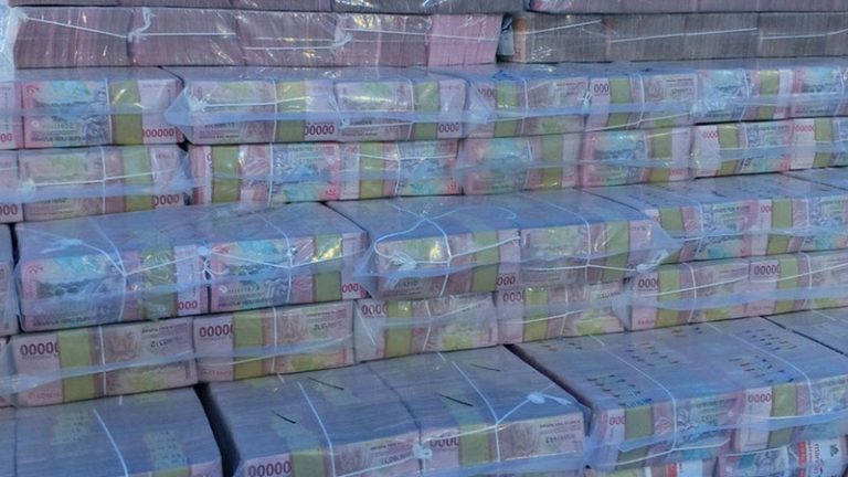 Penampakan Uang Rp 165 Miliar Hasil Sitaan TPPU Narkotika BNN, Ditumpuk Berbentuk Piramida Hari Ini